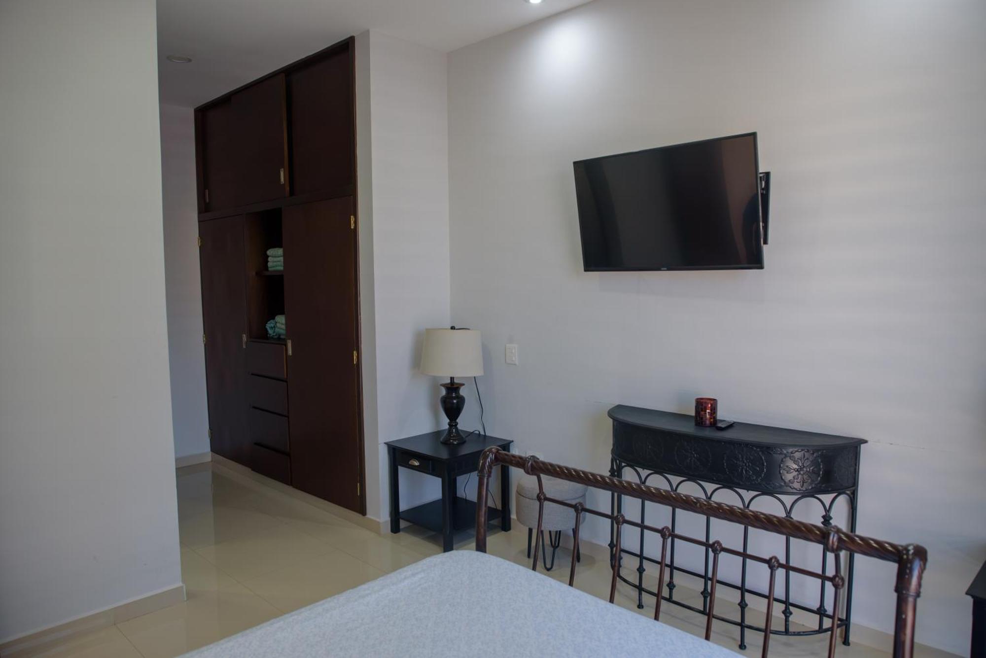 2Br/2Ba Condo 1 Block To Ocean! - Unit 6 Mazatlan Exterior photo